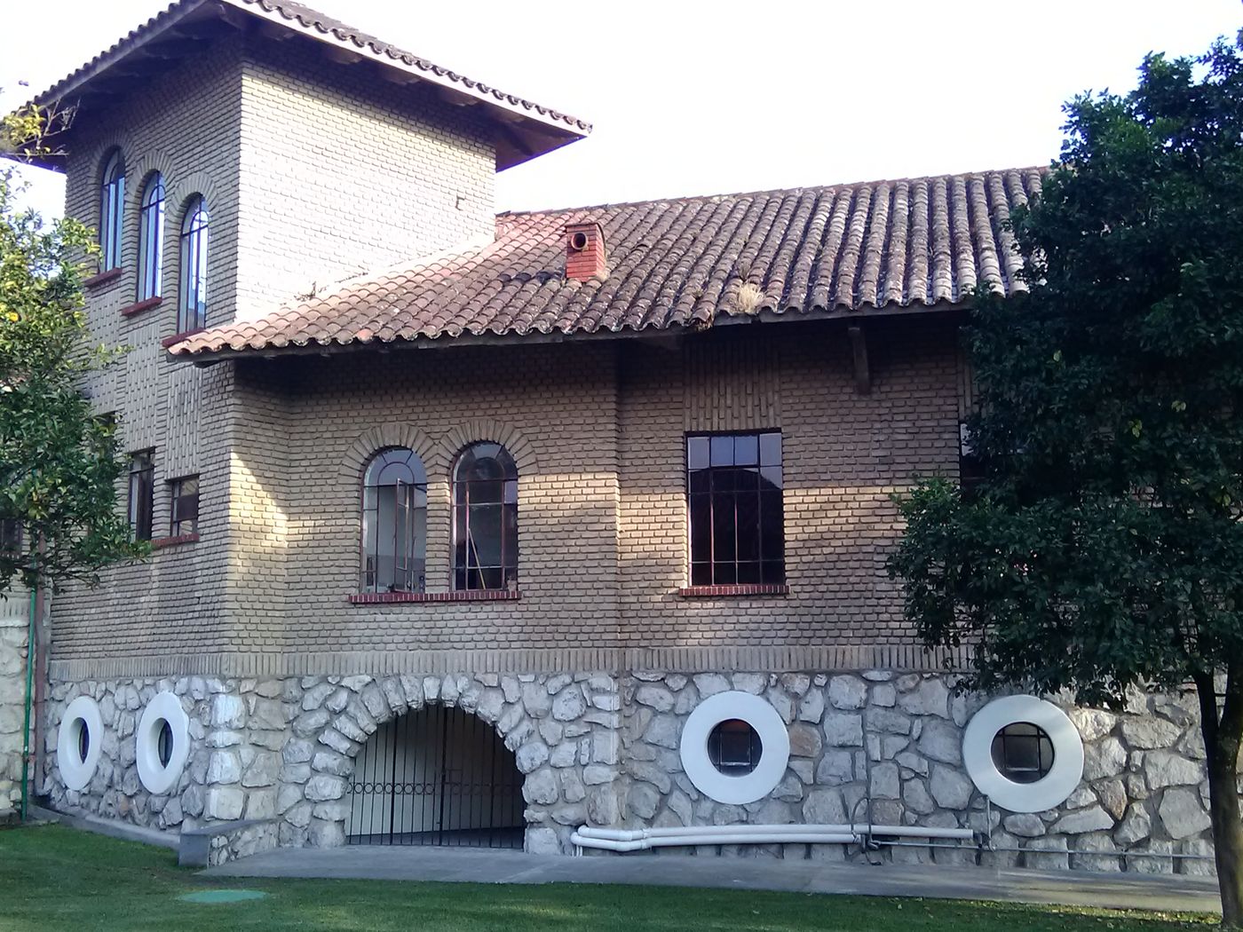 Interior del Polifórum